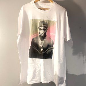 *NEVER WORN* Men's White XL Tupac T-Shirt